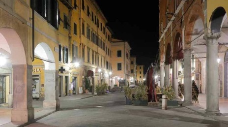 Borgo Stretto - historical quarter in Pisa