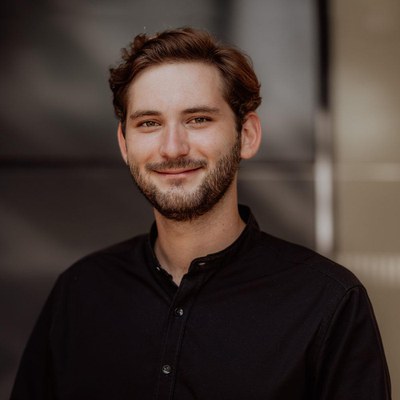 Headshot of Oliver Hein.